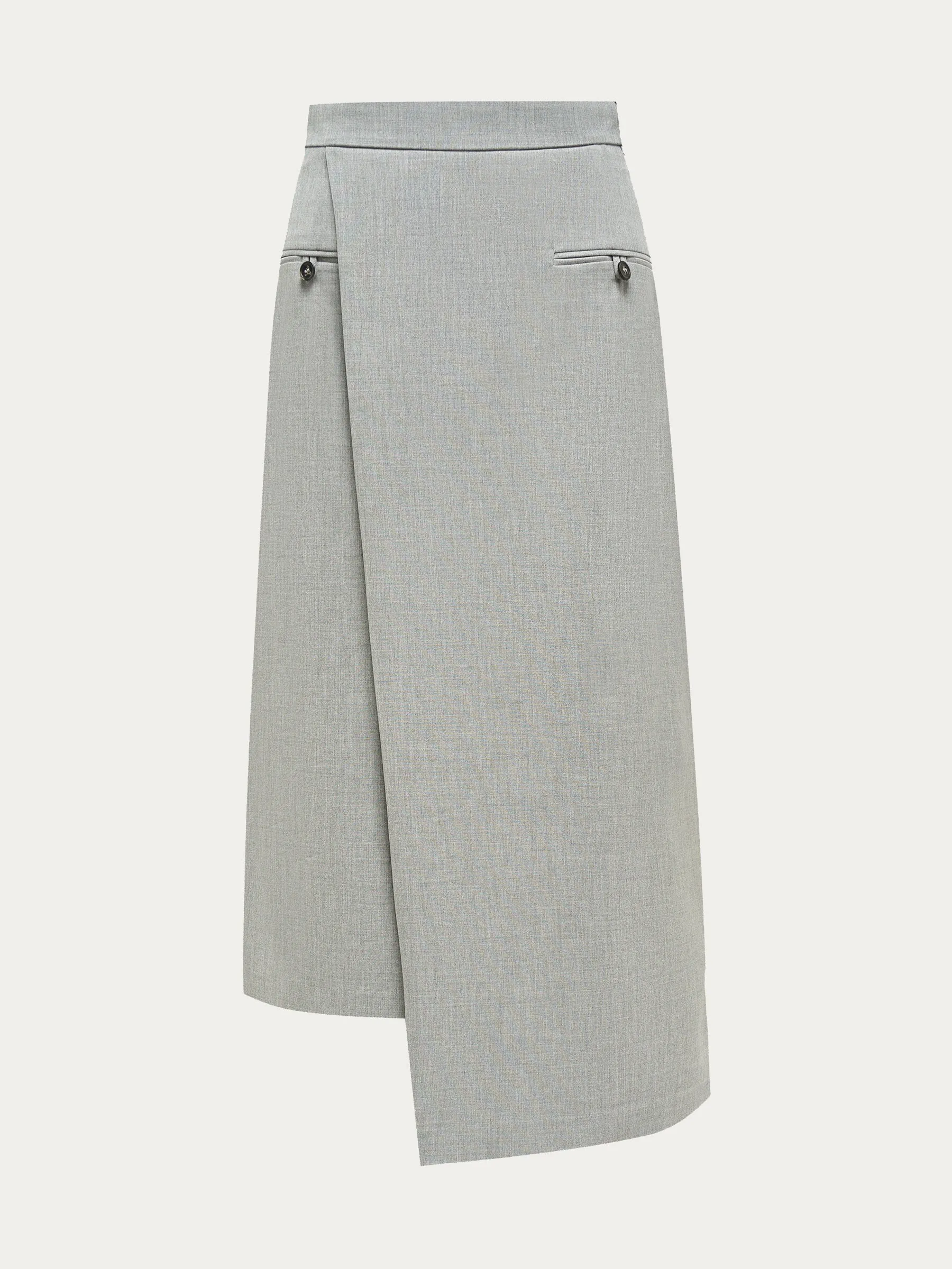 Asymmetric skirt