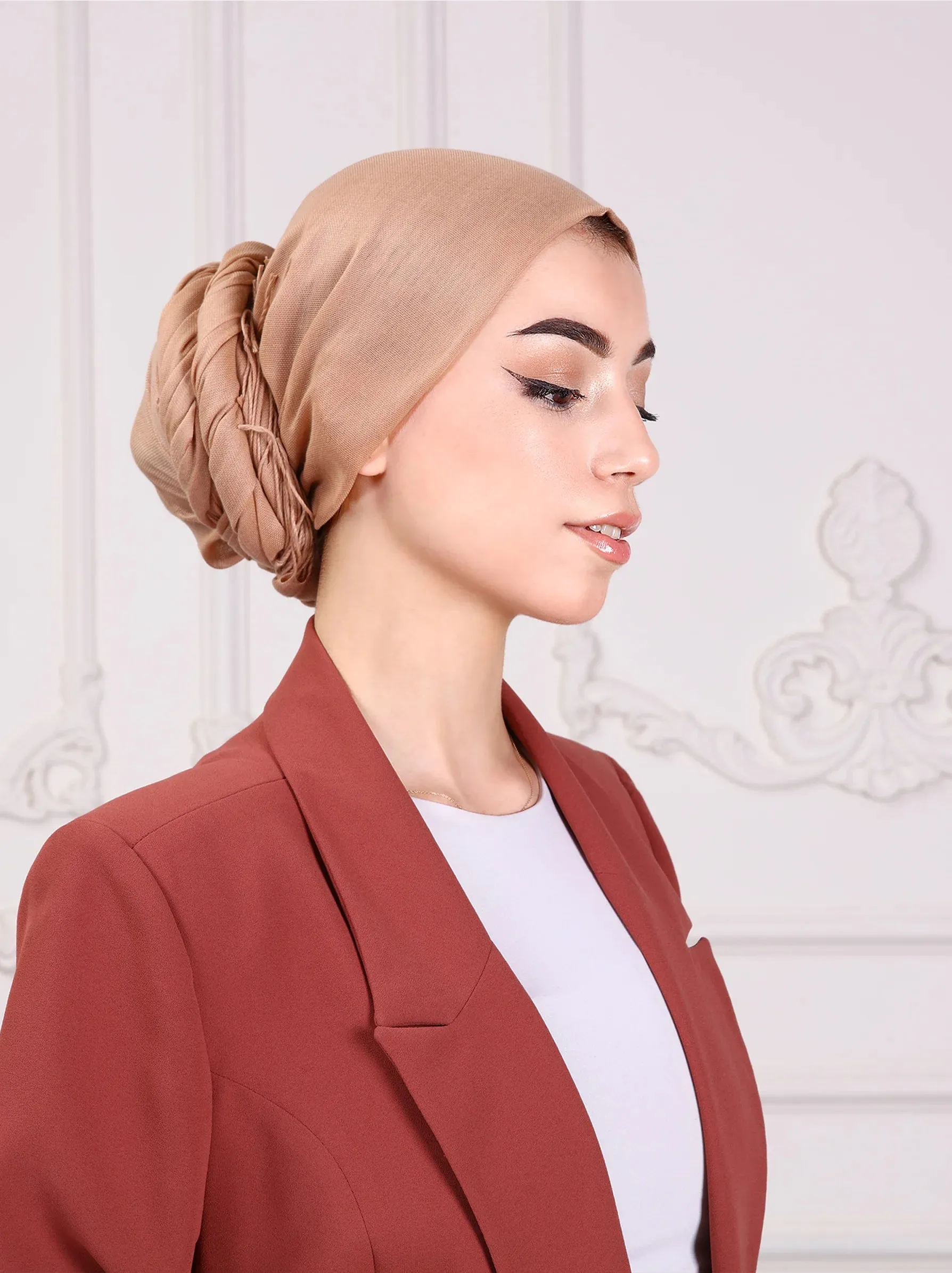 Beige Tassel Finish Scarf