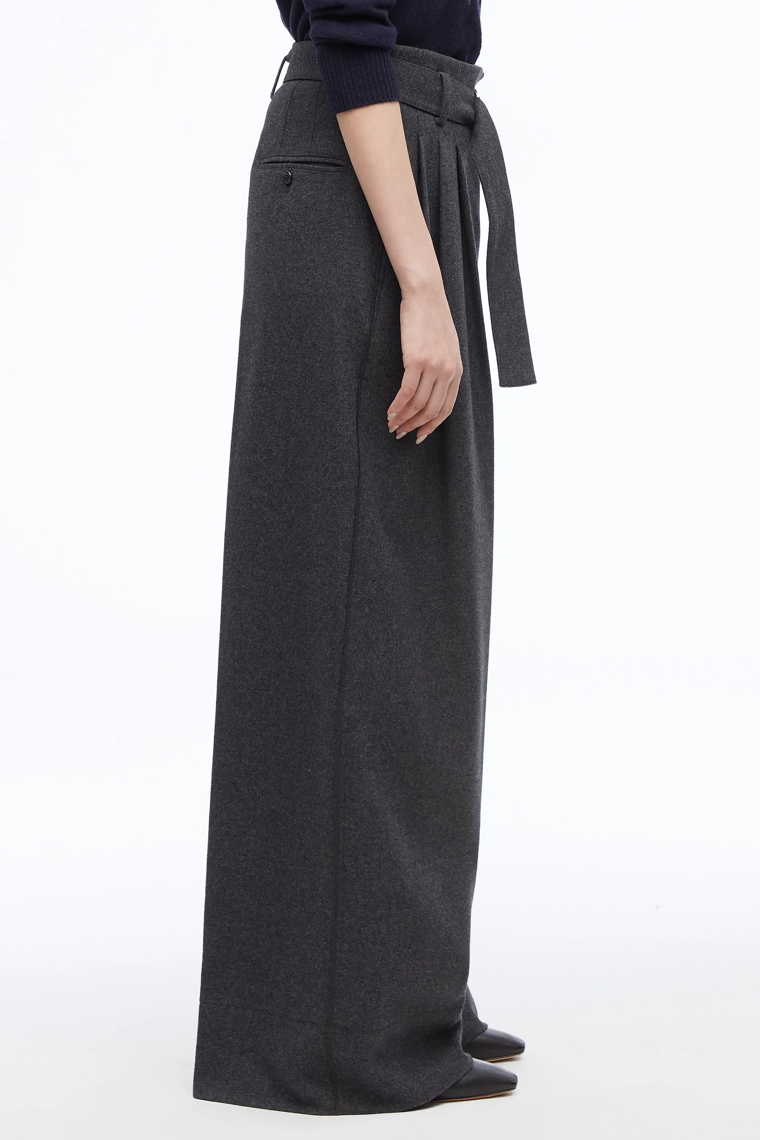 Flannel Oversized Pleated Belted Pant