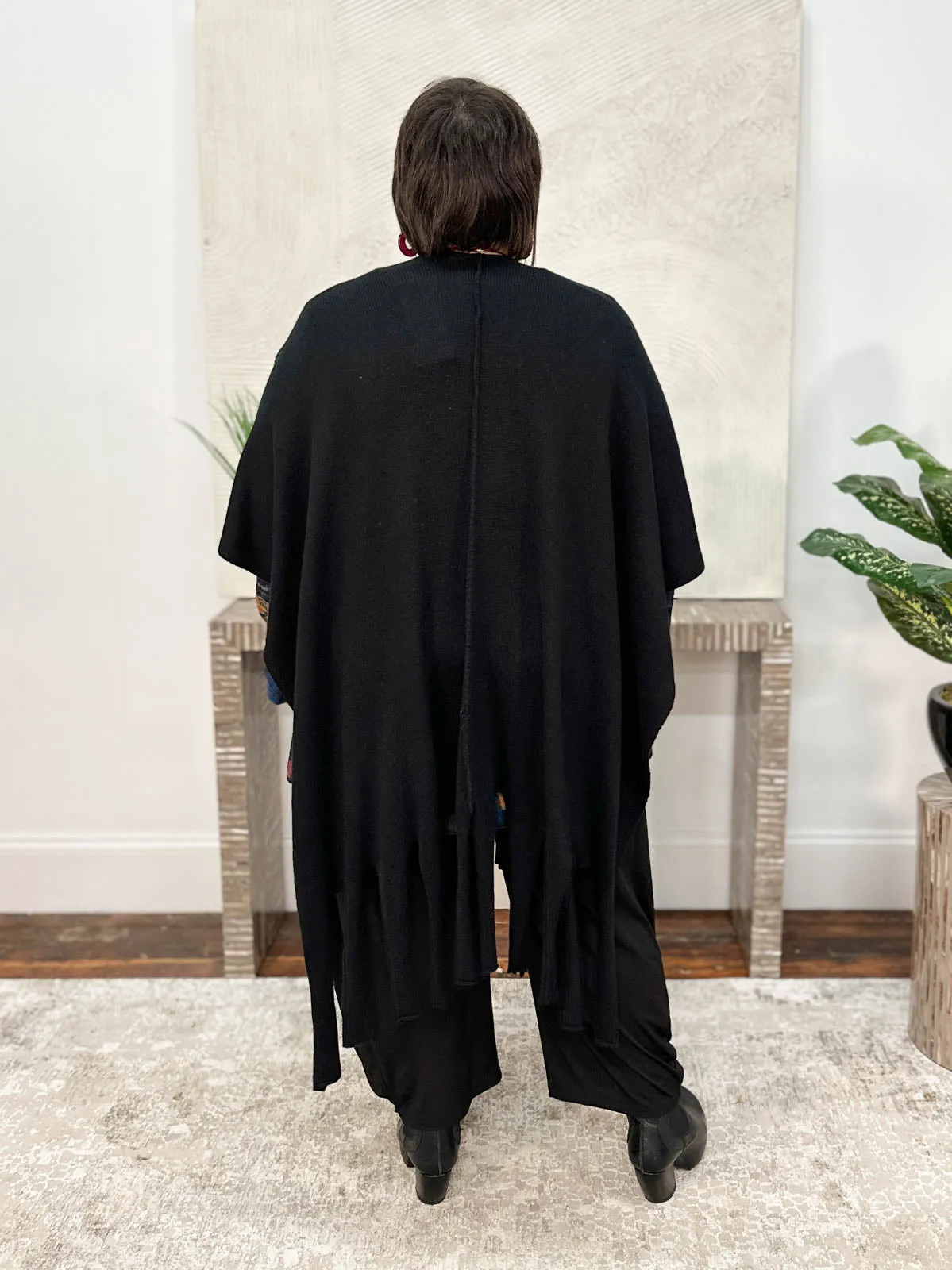 Fringe Bottom Sweater Knit Ruana, Black