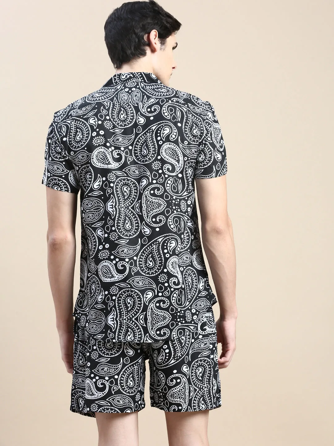 Men Black Printed Co Ords Set with Shorts