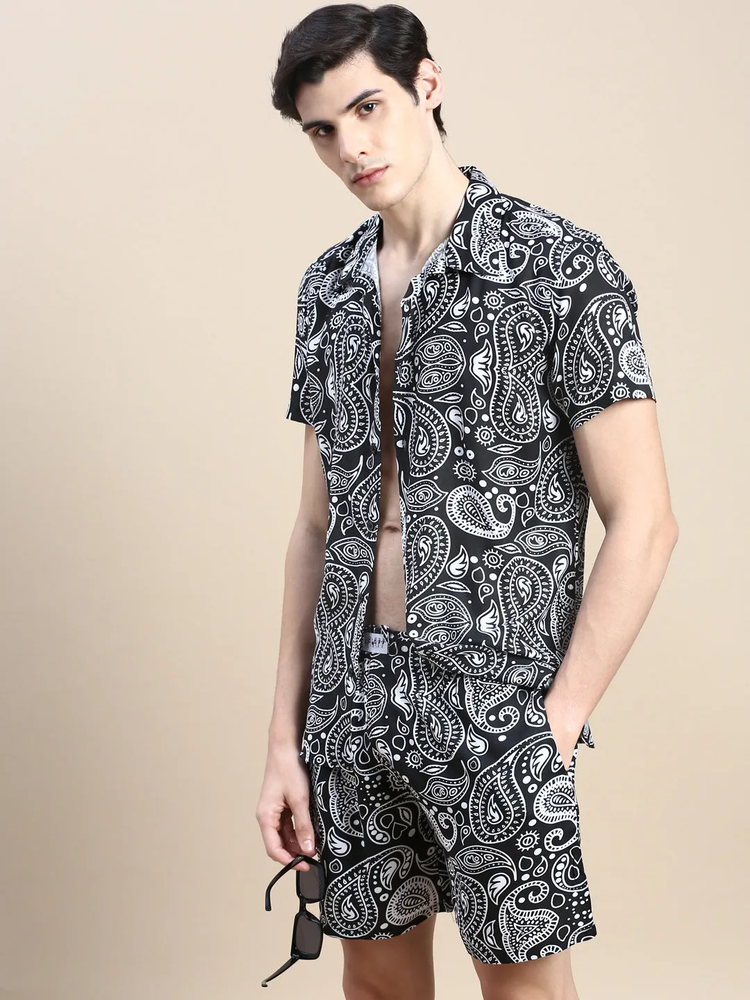 Men Black Printed Co Ords Set with Shorts