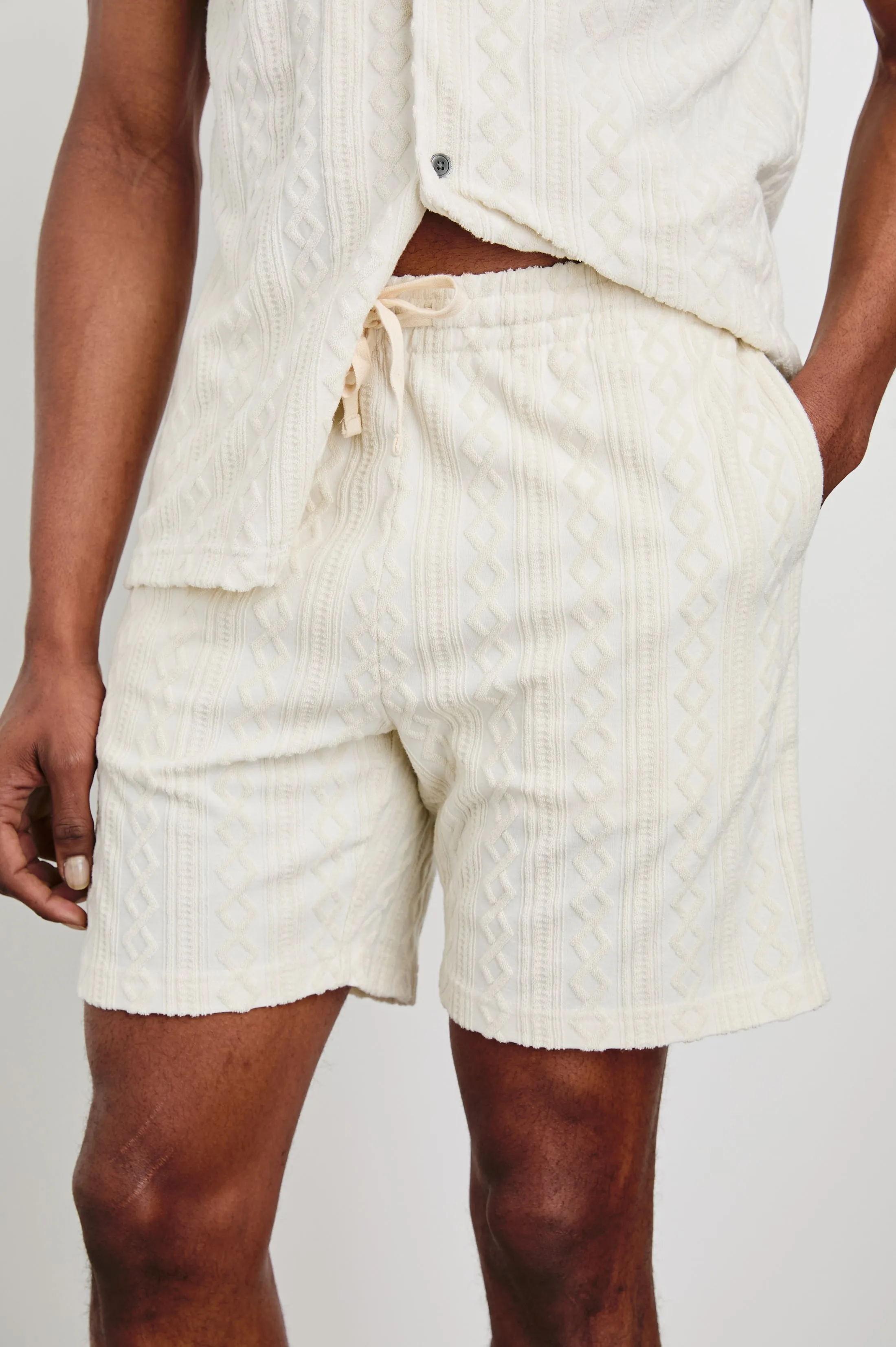 NOVA SHORT - ECRU