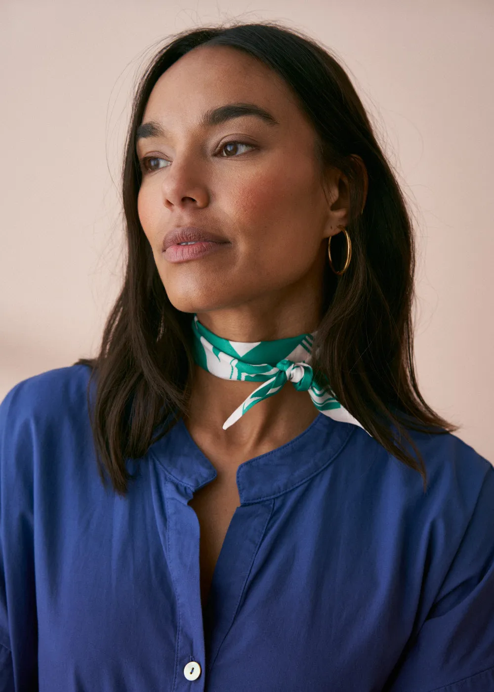SAFFRON SATIN SCARF - GREEN
